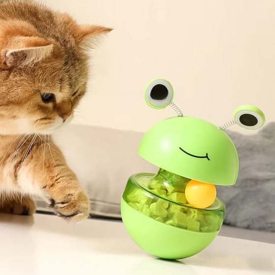 Frog-Shaped Tumbler Cat Toy