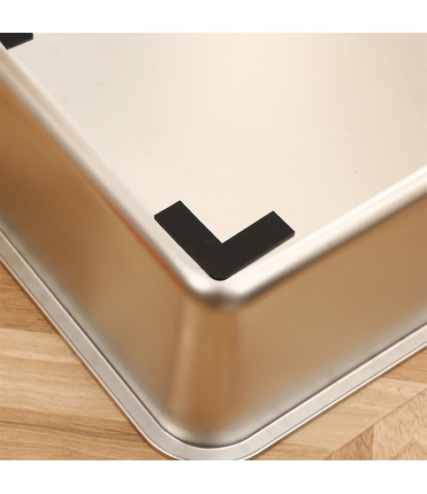 Odor-Resistant Splash-Proof Stainless Steel Cat Litter Box