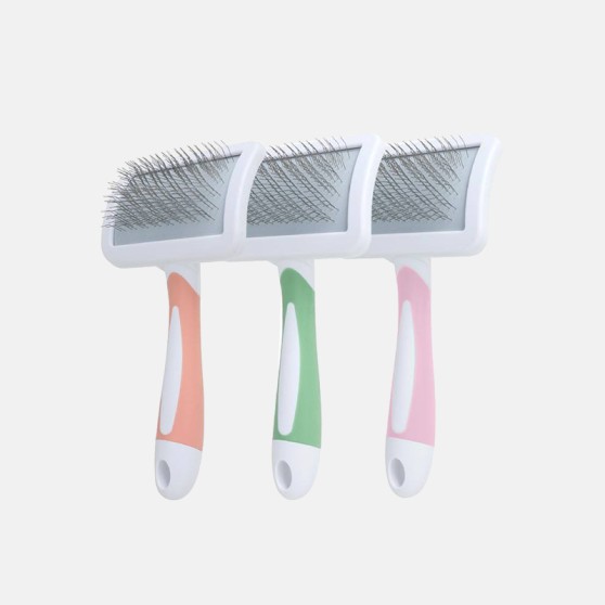 Soft-needle anti-static pet comb