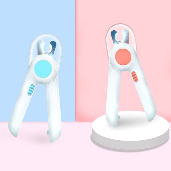 LED-Illuminated Beauty Nail Clippers